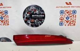 Фонарь правый Volvo XC90 2009 30698142 B8444S