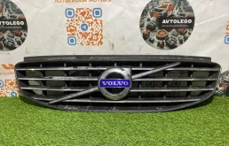Решетка радиатора Volvo XC60 2016 31333832 B4204T9
