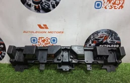 Кронштейн заднего бампера Jaguar XF 2014 C2Z22091 X250 240PS