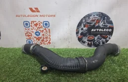 Патрубок интеркулера VW Tiguan 2013 1K0965561J 1 CCTA