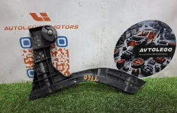 Кронштейн бампера Volvo XC60 2013 30764697 B6304T4, задний левый