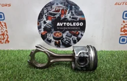 Поршень с шатуном Land Rover Range Rover Evoque 2017 LR147925 L538 204DTD