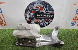 Кронштейн двигателя Audi A6 2014 4G0199307H C7 CTUA