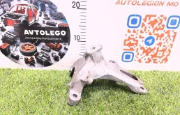 Кронштейн двигателя Audi A7 2012 4G0199308E 4G CDUC, правый
