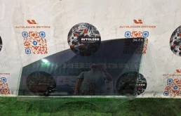 Стекло переднее левое Ford FOCUS 2013 1742302 3 2.0