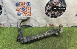 Кронштейн Jaguar XE 2015 T4N3260 X760 204DT, правый