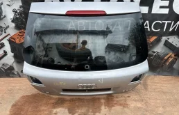 Крышка багажника Audi A3 2009 8P4827023H 8P CBFA