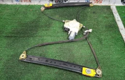 Стеклоподъемник передний правый Audi A6 2006 4F0837462D C6 BDW