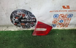 Фонарь в крышку багажника правый Audi A6 2010 4F5945094E C6 BYK