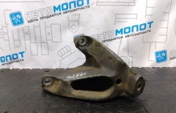 Кронштейн двигателя Audi A4 8K0199307 8K5 CDNC