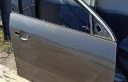 Двери для Opel Insignia 2016 года на фотографиях