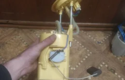 Топливный насос для BMW X3 на фотографиях