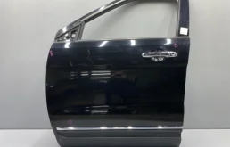 Дверь Ford Explorer 5 U502