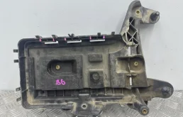 Площадка аккумулятора Volkswagen Passat B6