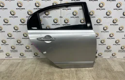 Дверь Honda Civic 67510SNAU00ZZ 4D, задняя правая