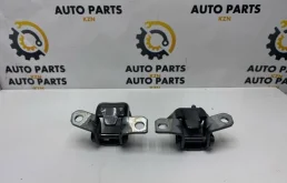 Петля двери Mazda 3 ZL BP PY, задняя правая