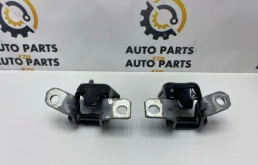 Петля двери Mazda CX-30 ZR РЕ 2.0, задняя левая