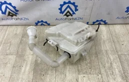 Бачок стеклоомывателя Mitsubishi ASX 8260A215