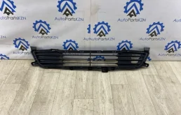 Решетка радиатора Mitsubishi Outlander 6402A233 3 4J11