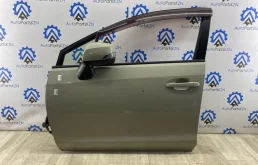 Дверь Subaru XV 60009FJ0109P GP7 2.0 FB20, передняя левая