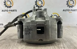 Суппорт тормозной Mitsubishi ASX 4605A862 2.0 4B11, передний правый