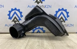 Воздухозаборник Mazda CX-5 2023 PE0113200 KF PY