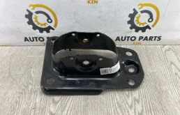 Кронштейн опоры двигателя Volkswagen Tiguan 2021 1K0505130L 2.0 CHHB