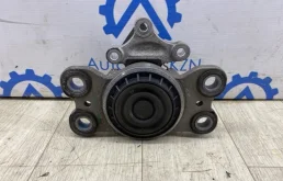 Подушка двигателя Volvo XC60 31262709 2.0