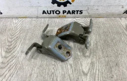 Петля двери Mazda CX-5 2022 KD5359210A KF PY, передняя правая