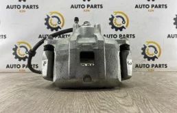 Суппорт тормозной Mitsubishi ASX 4605A862 2.0, передний правый