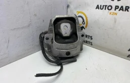 Подушка двигателя Audi A4 2014 8R0199381C B8 2.0 CDN