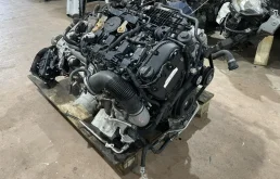 Двигатель Audi Q5 2013 06L100032L 8RB 2.0 CNCD