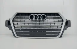 Решетка радиатора Audi Q7 4M
