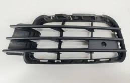 Решетка бампера Volkswagen Touareg 2 NF