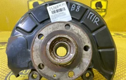 Кулак поворотный Volkswagen Passat 2017 5C0407256 3G2 CPRA, передний правый