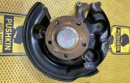 Кулак поворотный цапфа Volkswagen Passat 2017 5C0505436B 3G2 CPRA, задний правый