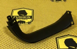 Обшивка крышки багажника Hyundai IX35 2014 817402Y0009P LM G4NA, правая