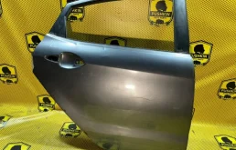 Дверь Kia Rio 2013 770044Y000 QB, задняя правая