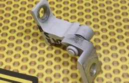 Петля двери задняя нижняя Volkswagen Jetta 2019 8X4833406A JEM DGXA, задняя правая