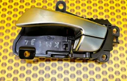 Ручка двери внутренняя Kia Sorento Prime 2018 82610C5000ASB UM D4HB, задняя левая