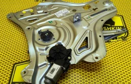 Стеклоподъемник Hyundai IX35 2013 824022Y000 LM G4KD, передний правый