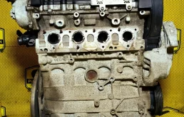 Двигатель Volkswagen Jetta 2006 06F100034E 1K2 BVY