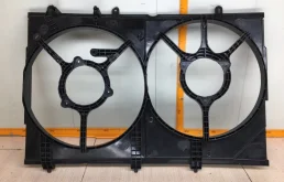 Диффузор радиатора Mitsubishi Outlander 2002-2009 STMB502000 1