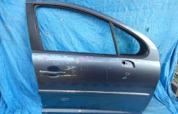 ДВЕРЬ Peugeot 207 2009-2015 9004X8 1 5F01(EP6C), передняя правая