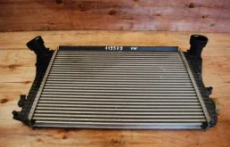 Интеркулер Volkswagen Passat 2005-2010 3C0145805R B6 BZB