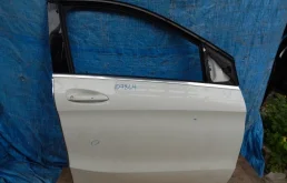 ДВЕРЬ Mercedes-Benz B-класс 2011-2014 A2467200205 W246 270910, передняя правая