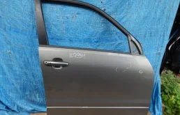 ДВЕРЬ Suzuki Escudo 2005-2012 6800165843 3 J24B, передняя правая