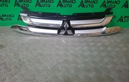 Решетка радиатора Mitsubishi Outlander 2015-2018 7450A967 3
