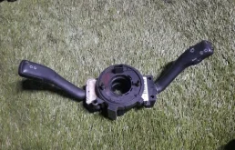 Подрулевой переключатель Volkswagen Golf 1997-2006 8L0953513G 4