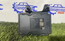 Блок ABS Volkswagen Caddy 2013 1K0907379BL MAXI CBZ